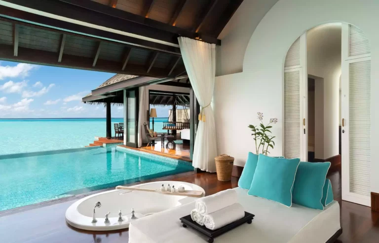 Best Hotels in Maldives With Beach Resort Design Rooms